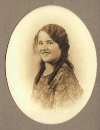 Studio photo of Esther as a teenager
