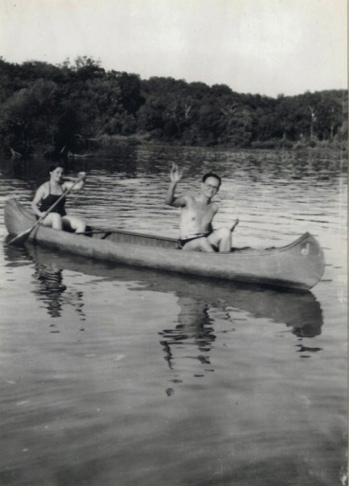 photo of Esther and Harold Rosenthal in canoe