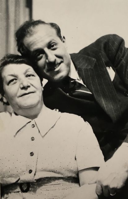 photo of Julia (Weiss) Schwartz with son Dan Schwartz